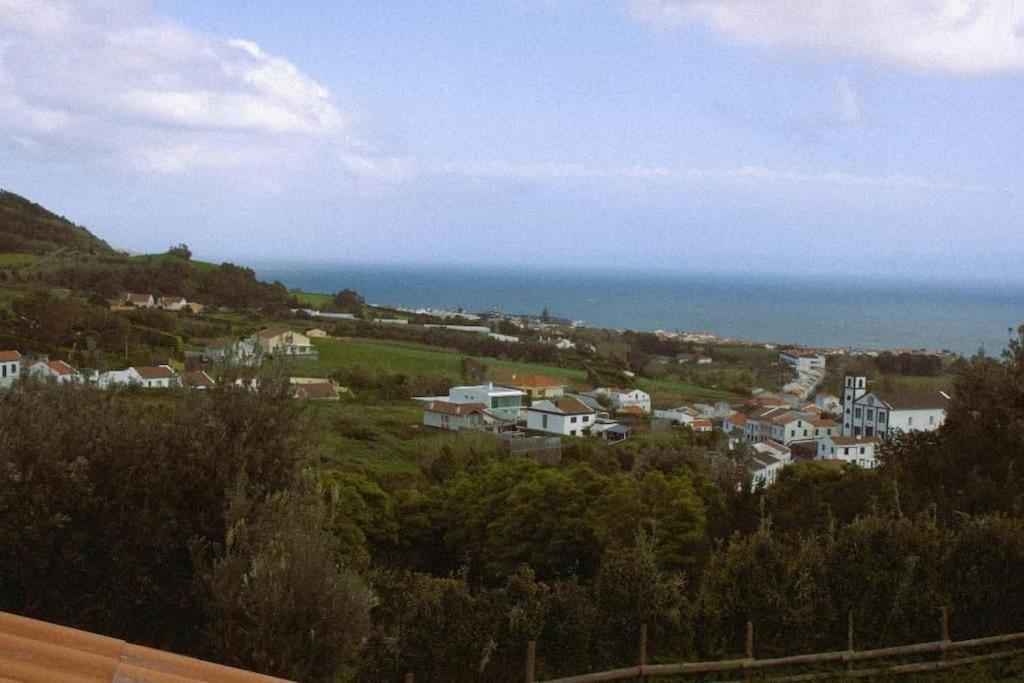 Um Quarto Da Casa Do Monte Вила-Франка-ду-Кампу Экстерьер фото