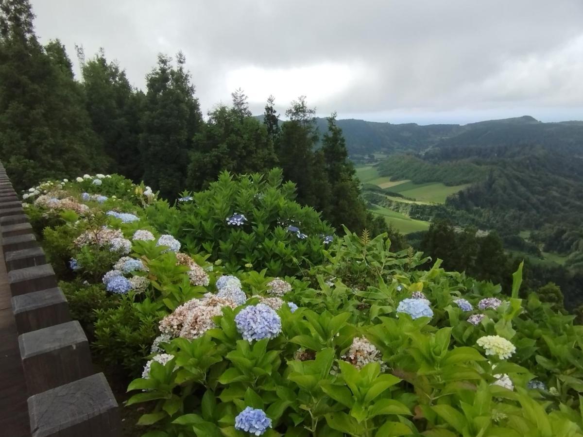 Um Quarto Da Casa Do Monte Вила-Франка-ду-Кампу Экстерьер фото