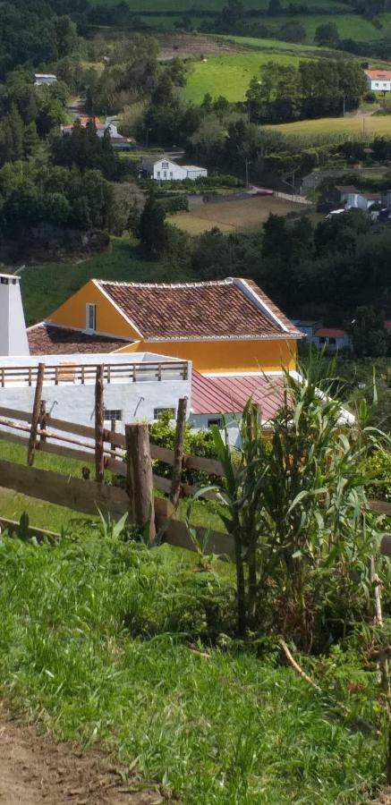 Um Quarto Da Casa Do Monte Вила-Франка-ду-Кампу Экстерьер фото