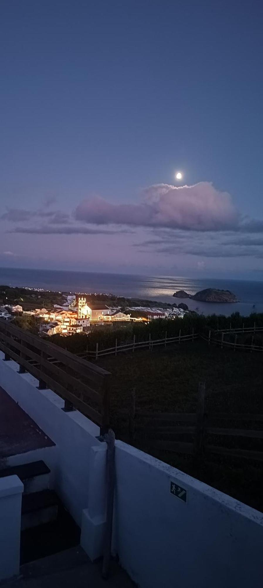 Um Quarto Da Casa Do Monte Вила-Франка-ду-Кампу Экстерьер фото